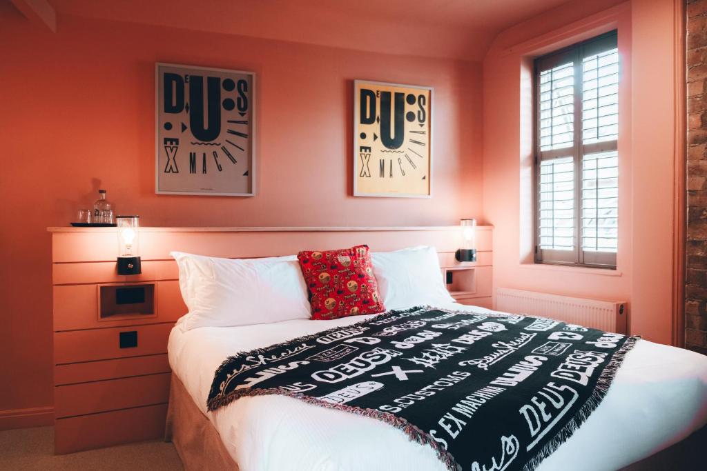 Deus Ex Machina Hotel - Resim 45