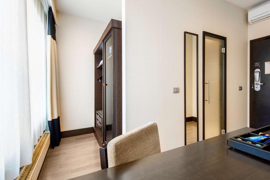 NH Brussels Stéphanie - Resim 25