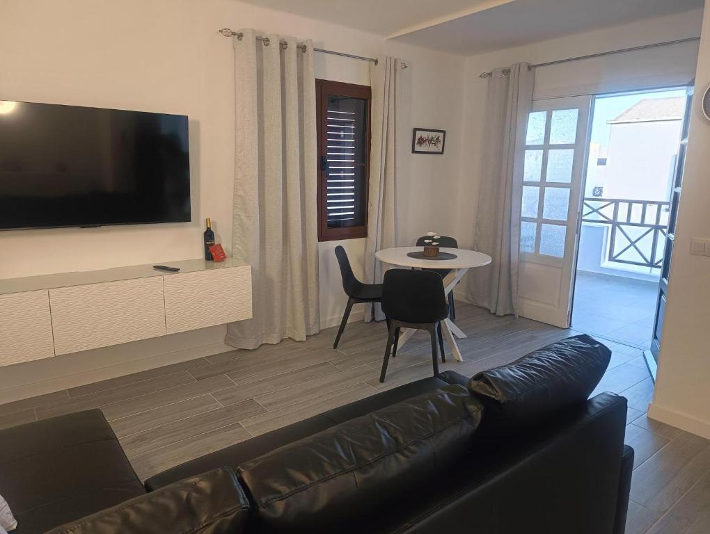 Et tv og/eller underholdning på Casa Alkama