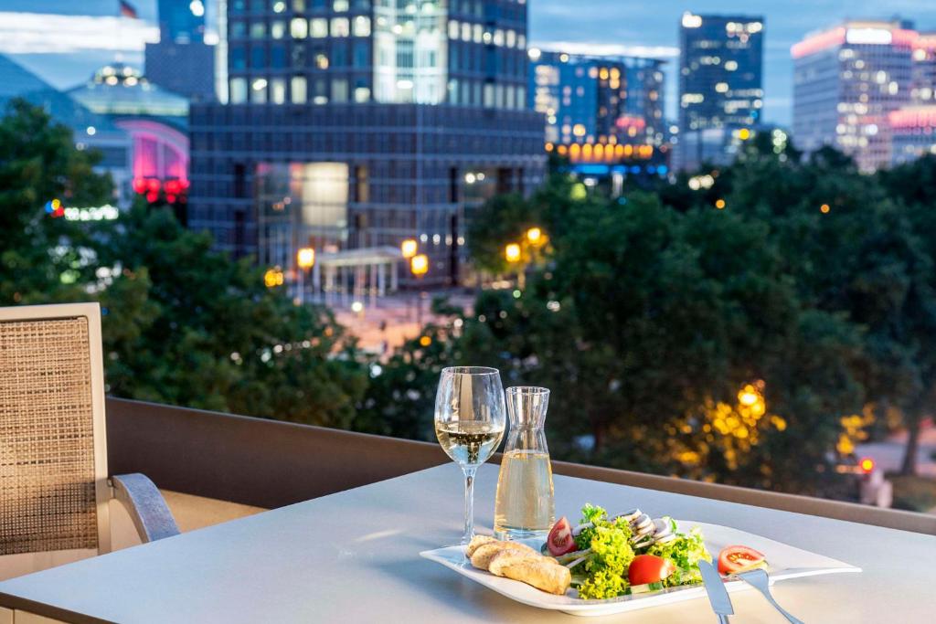 NH Frankfurt Messe - Resim 16