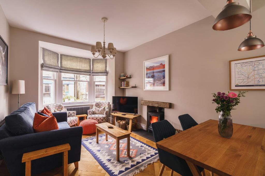 Posezení v ubytování Herdwick Cottage, Stylish 3 bed, Central Ambleside