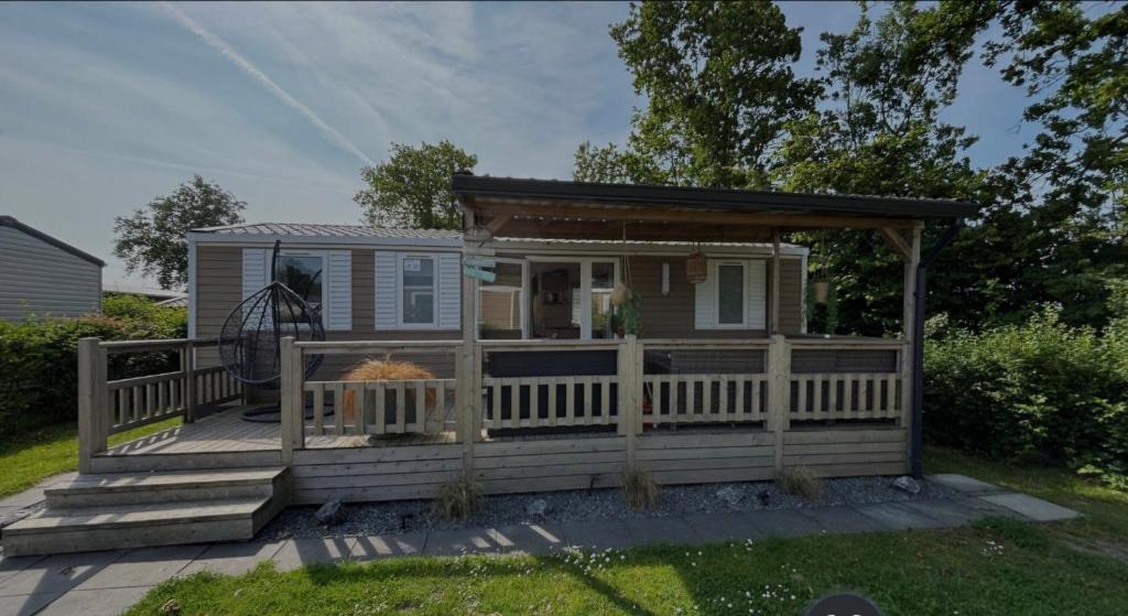 Το κτήριο όπου στεγάζεται  το διαμέρισμα