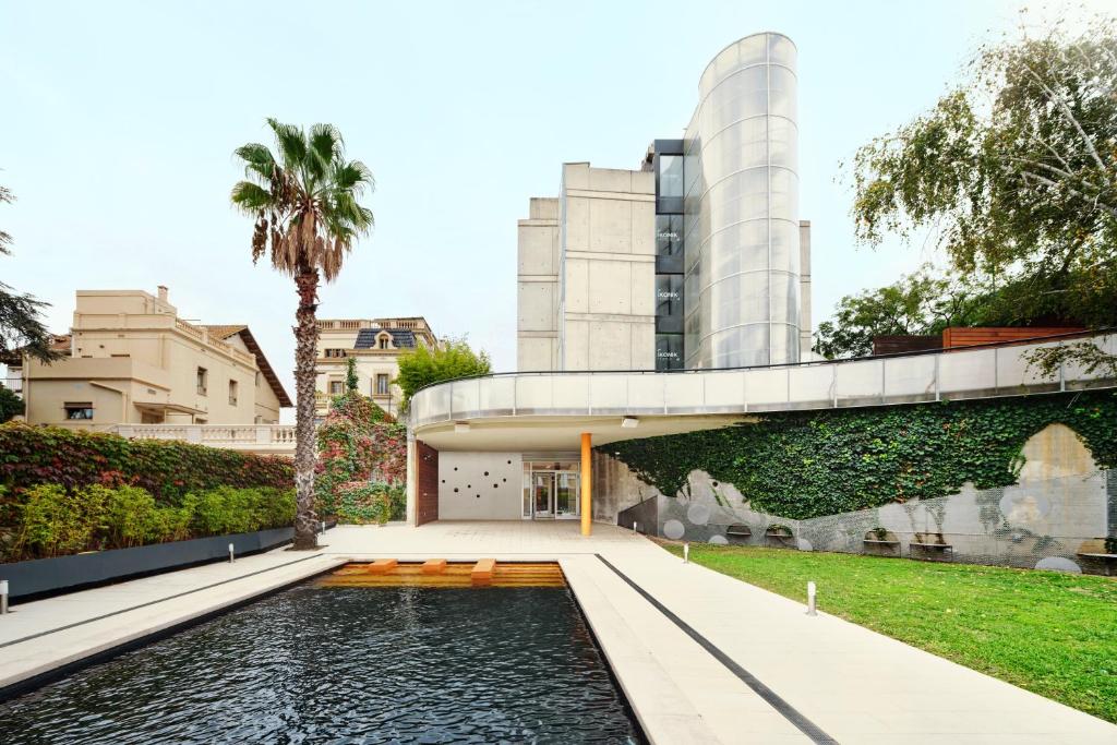 Ikonik Anglí - Resim 31