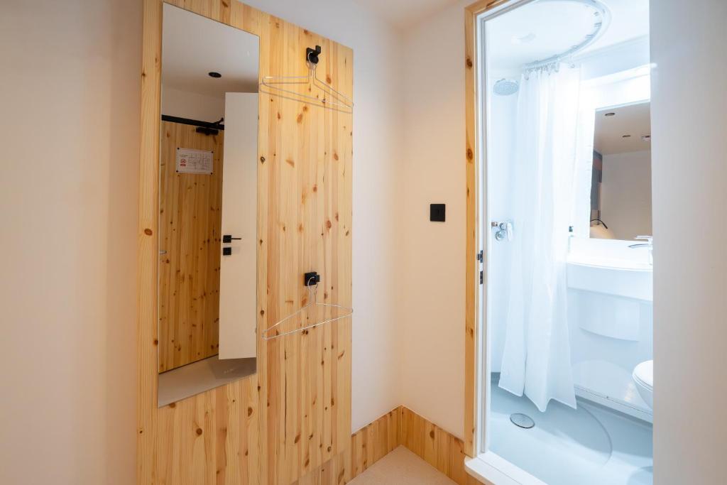 easyHotel Paddington - Resim 3