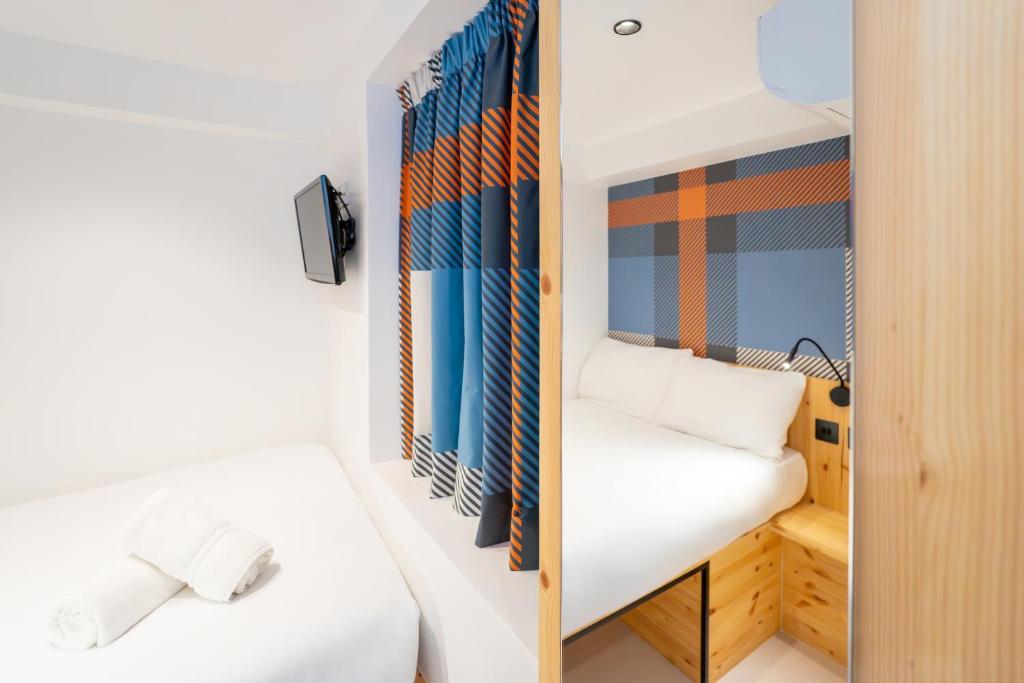 easyHotel Paddington - Resim 8