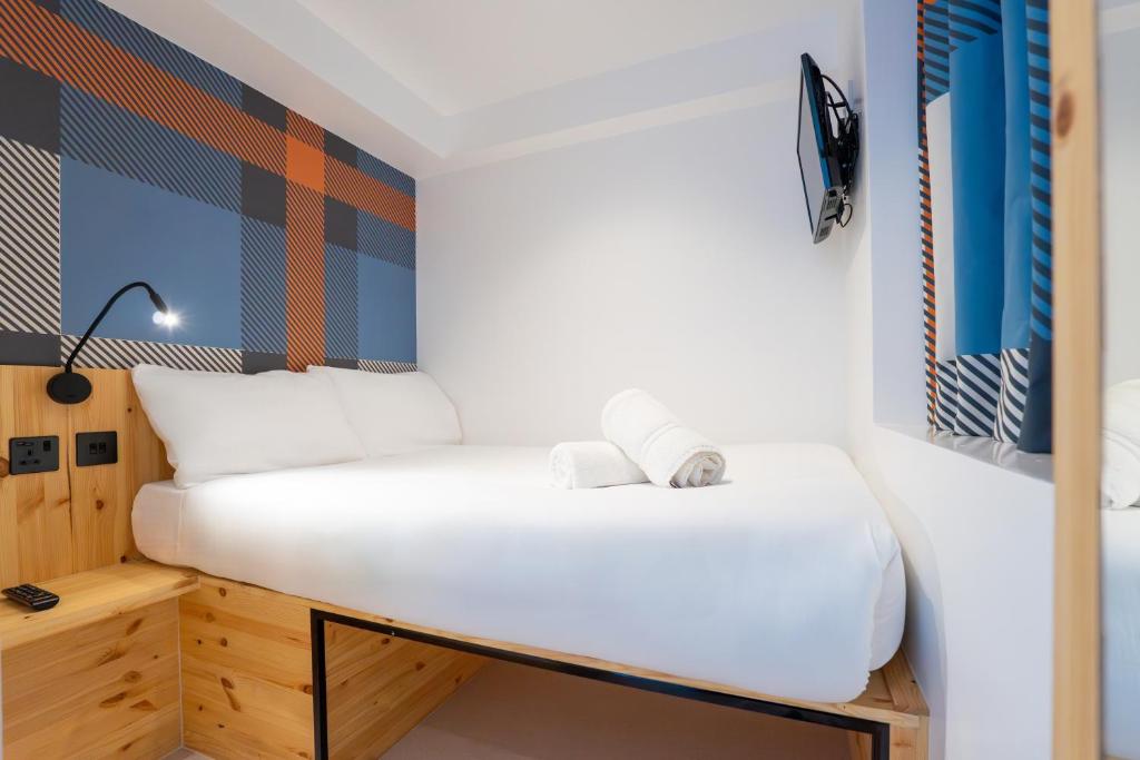 easyHotel Paddington - Resim 7