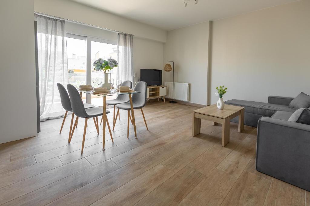 Comfortable 2 Bedroom apartment in Marousi