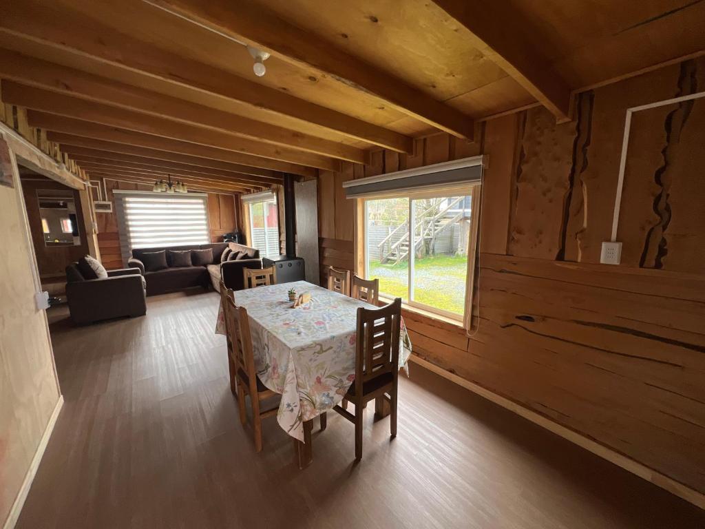 Posezení v ubytování Casa el Mañio 4