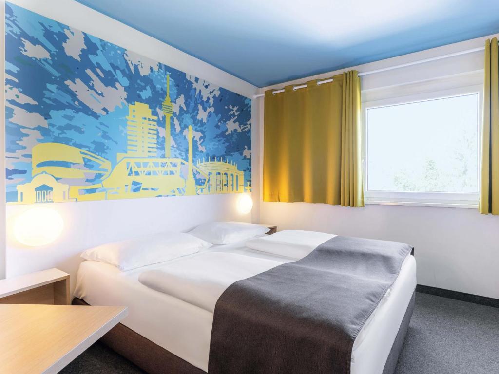 B&B Hotel Stuttgart-City - Resim 1
