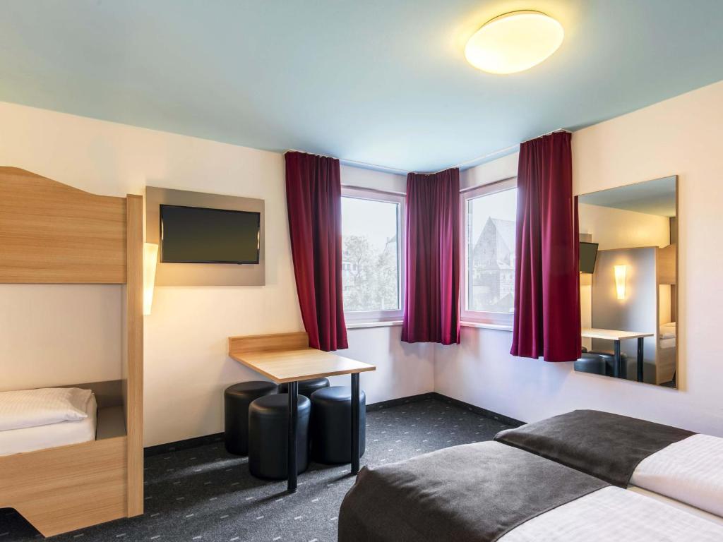 B&B Hotel Nürnberg-City - Resim 8