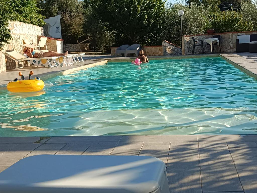 Bazén v ubytování Drei Zimmer Wohnung Im Erdgeschoss nebo v jeho okolí