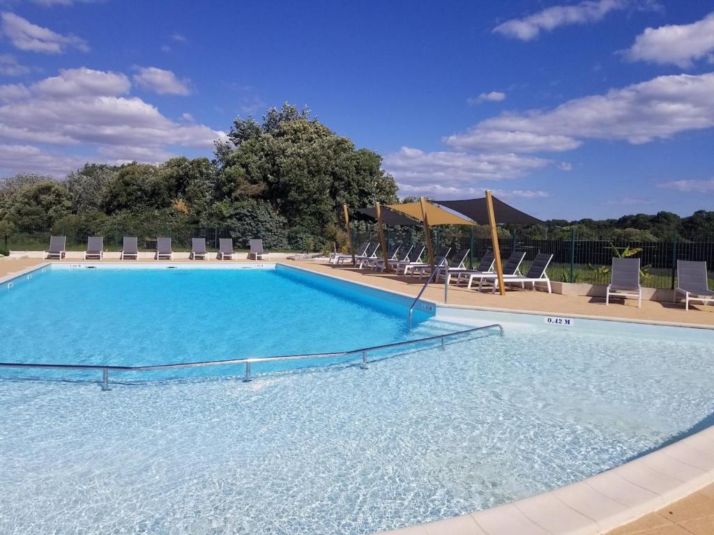 Swimmingpoolen hos eller tæt på Cottage des Alizes