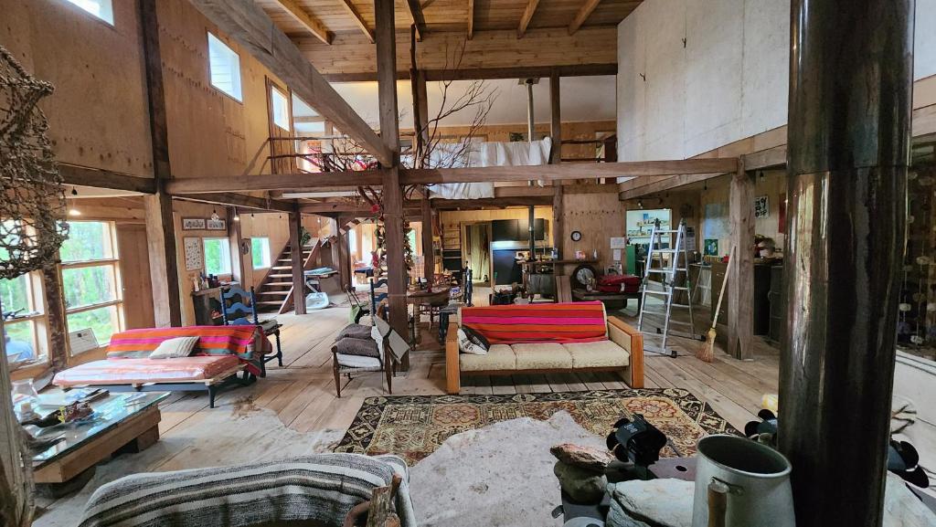 O zonă de relaxare la Refugio LaTrapananda Casa Familiar & Eco Lodge