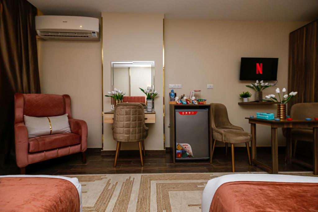 Hammis Pyramids View INN - 12