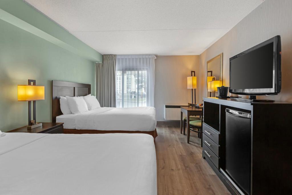 Quality Inn & Suites 5585 Ambler Drive Mississauga Ontario - Resim 2