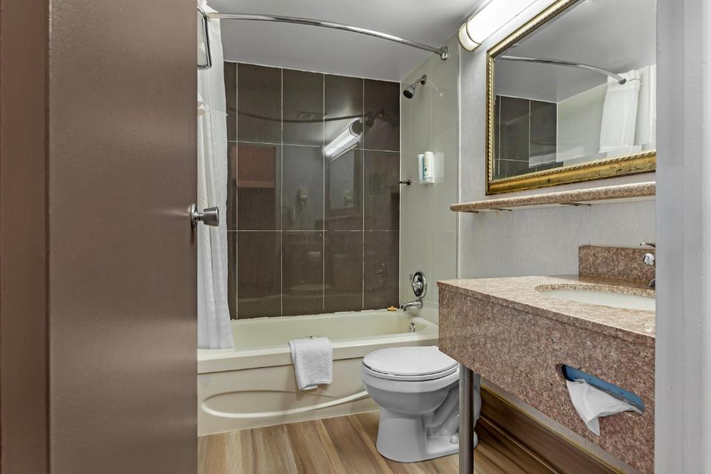 Quality Inn & Suites 5585 Ambler Drive Mississauga Ontario - Resim 38