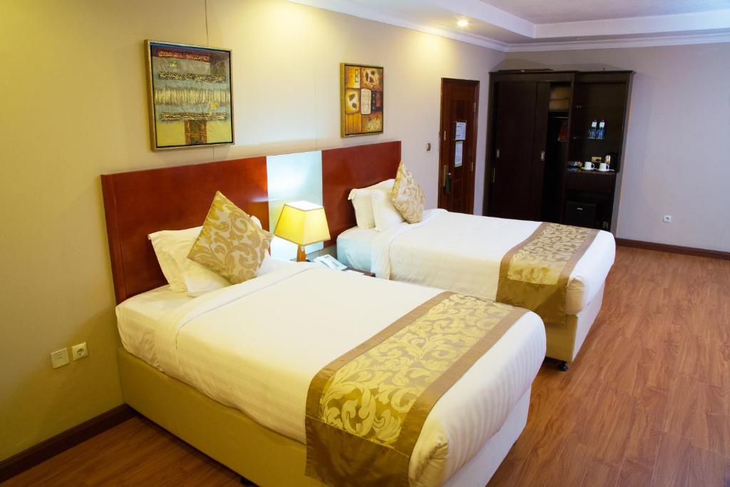 Jupiter International Hotel - Cazanchis photo