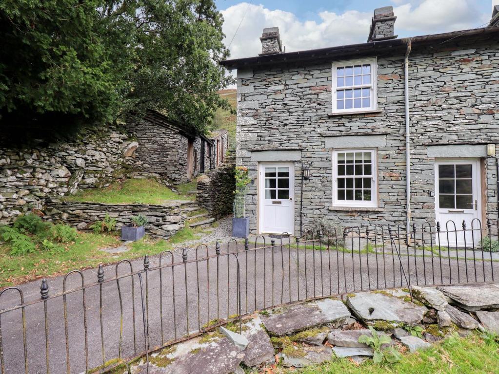 Budova, kde se prázdninový dům nachází