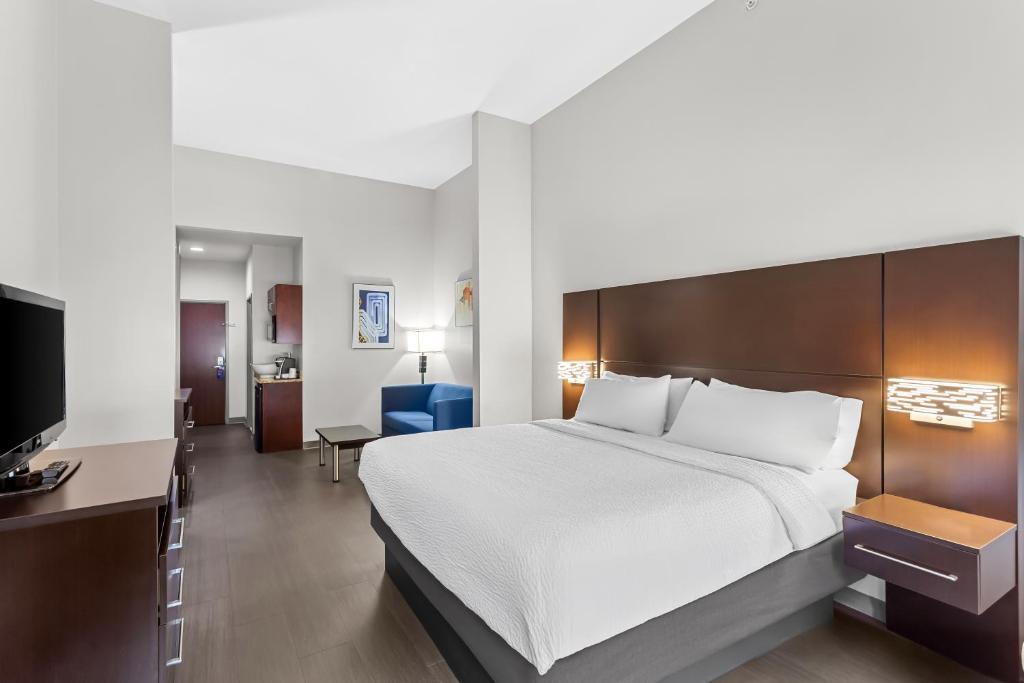 Holiday Inn Express & Suites Cross Lanes by IHG photo