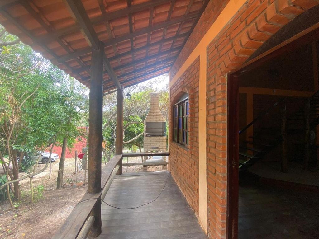 Casa aconchegante à 5 minutos da Vilaにある庭