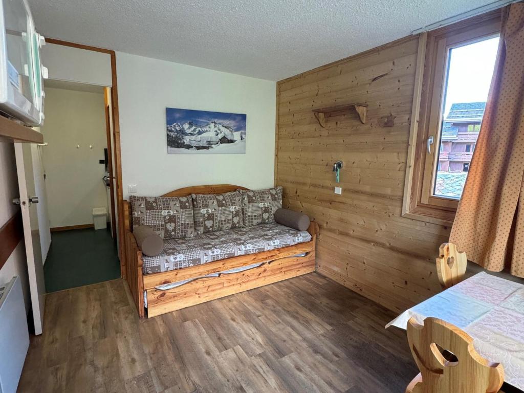 Studio chaleureux 2 pers, skis aux pieds, balcon, vue pistes