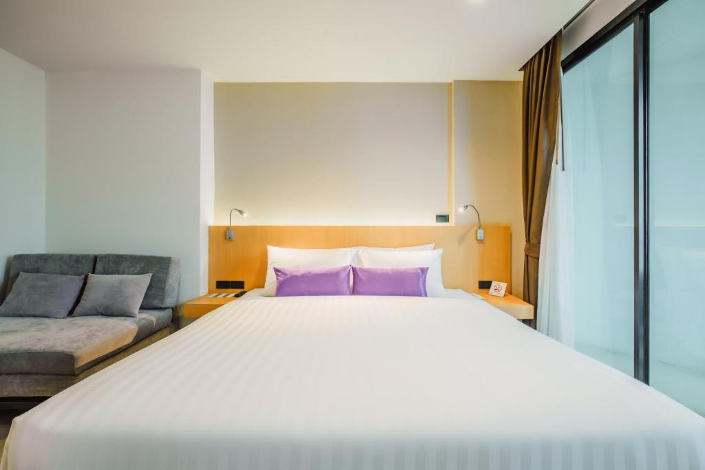 The Lunar Patong - Resim 8