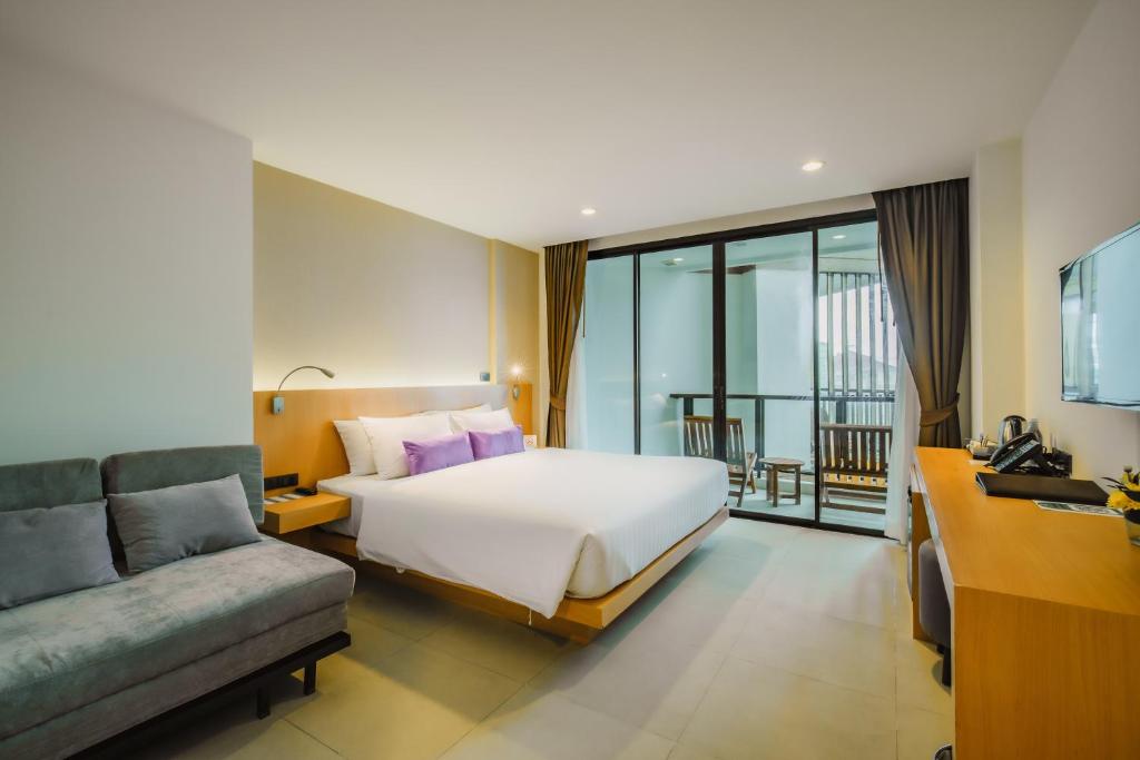 The Lunar Patong - Resim 9