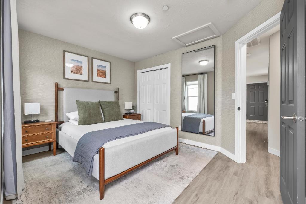 Cozy Condo Downtown Salt Lake City