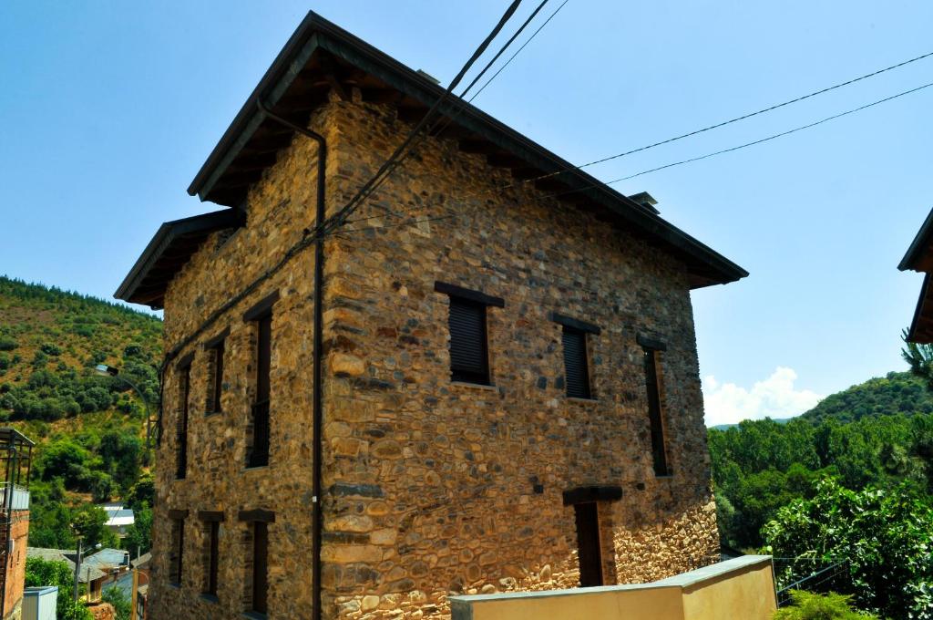 The building in which a szállodákat is located