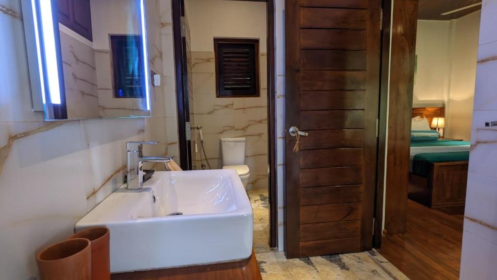 Lagoon gate Tangalle Resort - 16