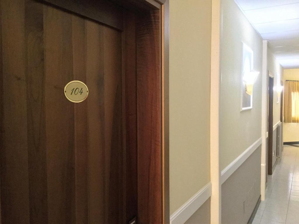 Hotel Marco Polo SELF CHECK-IN - Resim 11