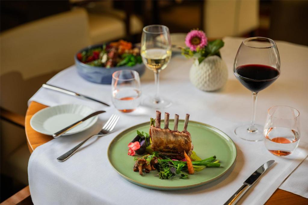 Hilton Frankfurt Airport - Resim 15