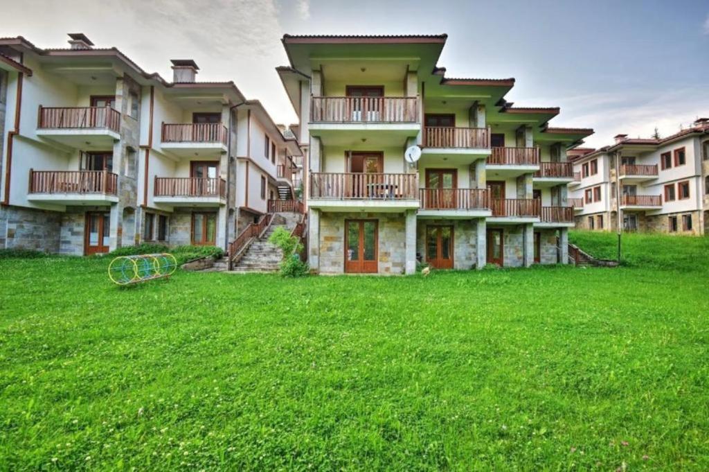 Zahrada ubytování Aparthotel Raikov Ski Lodge