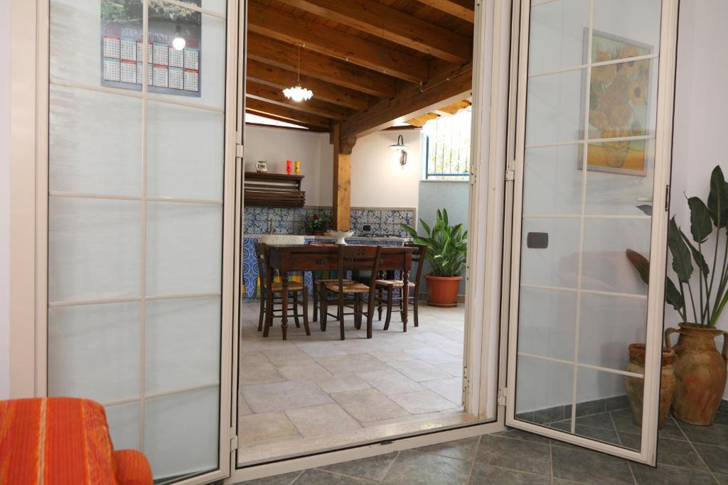 Fotografia z galérie ubytovania Villa Eleonora v destinácii Cefalù