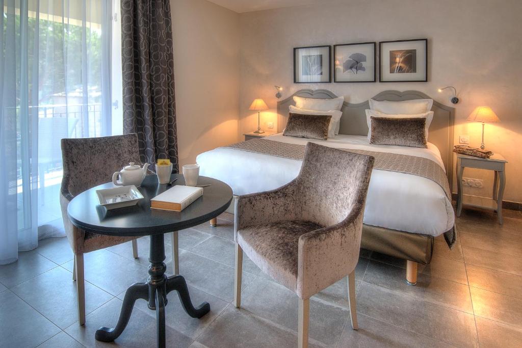 
Privilege Double Room with Terrace - Free Spa Access
