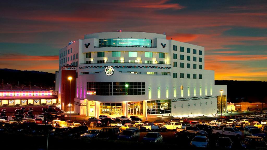 Gold Country Casino Resort - Housity