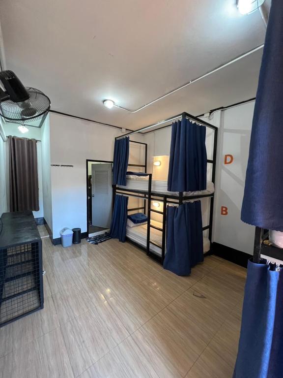 Revolution Hostel Pai - Cama En Habitación Compartida Mixta De 4 Camas