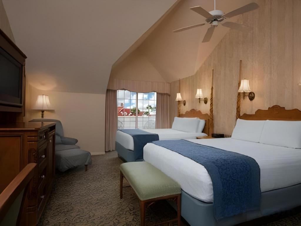 Disney's Grand Floridian Resort And Spa photo 2