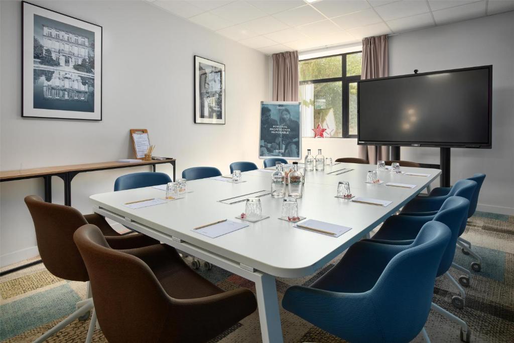 Radisson Hotel Aix En Provence - Resim 25