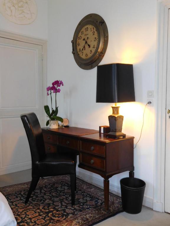 Chambres d'hôtes Château de Courcelette - Quadruple Room With Garden View