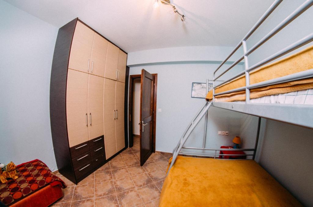 Postel nebo postele na pokoji v ubytování Manolies