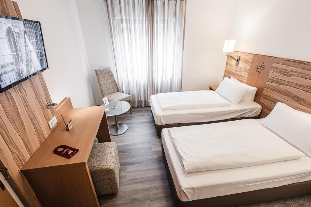 Landidyll Hotel Zum Alten Schloss - Comfort Double Room