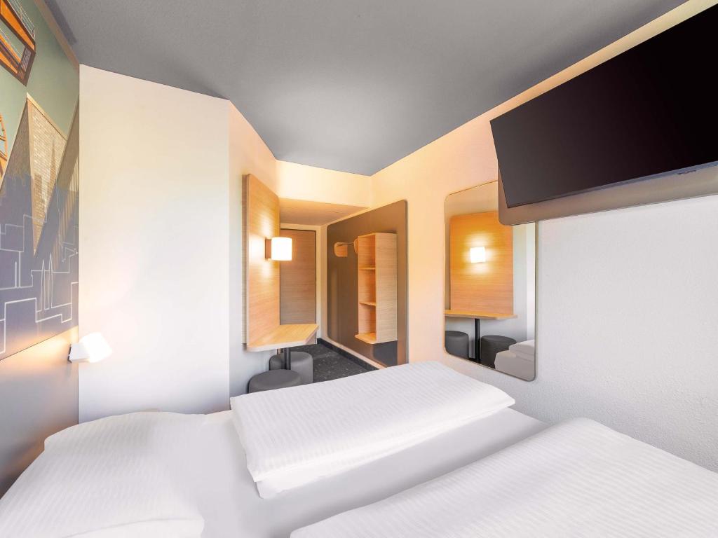 B&B HOTEL Essen-Nord - Resim 11