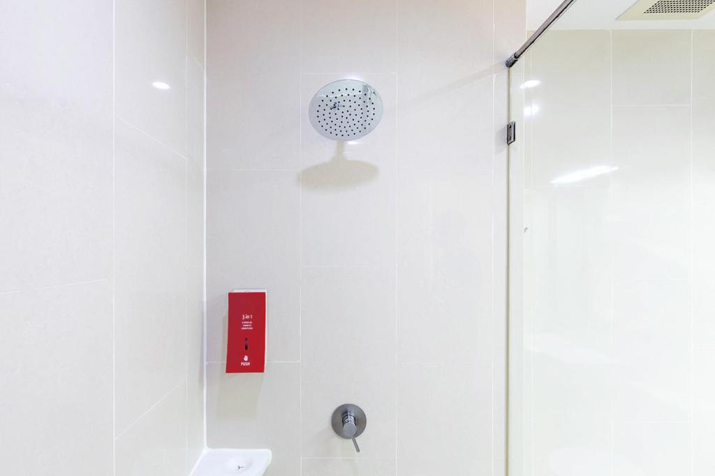 Easy Planet Phuket Patong - Resim 26