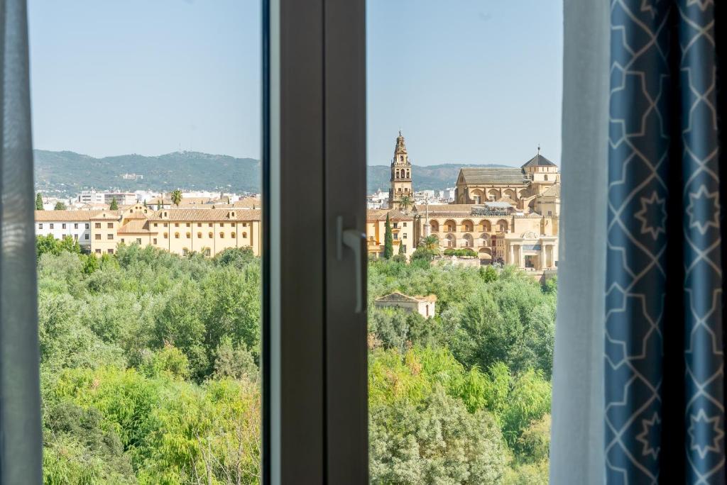 Hesperia Córdoba - Resim 25