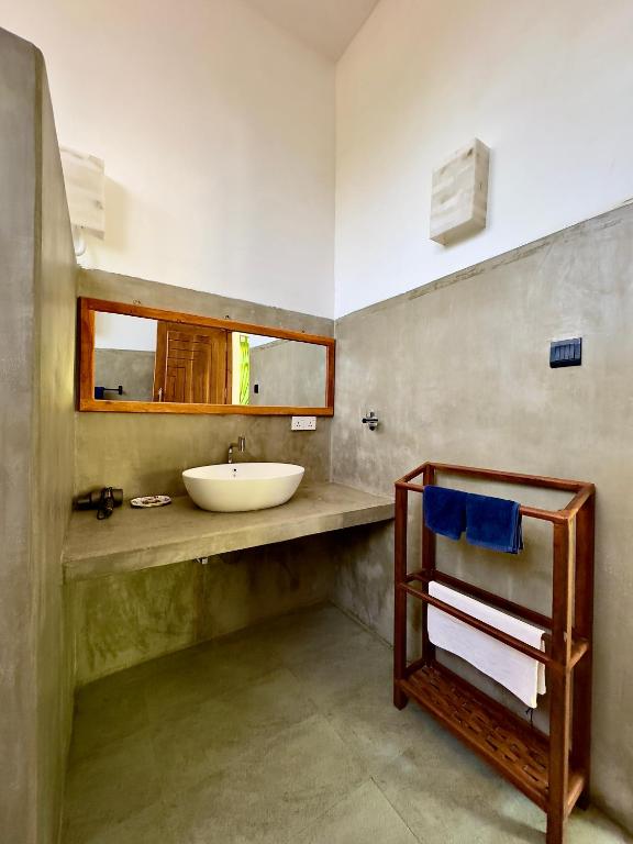 Amba Kola Udawalawa - 10