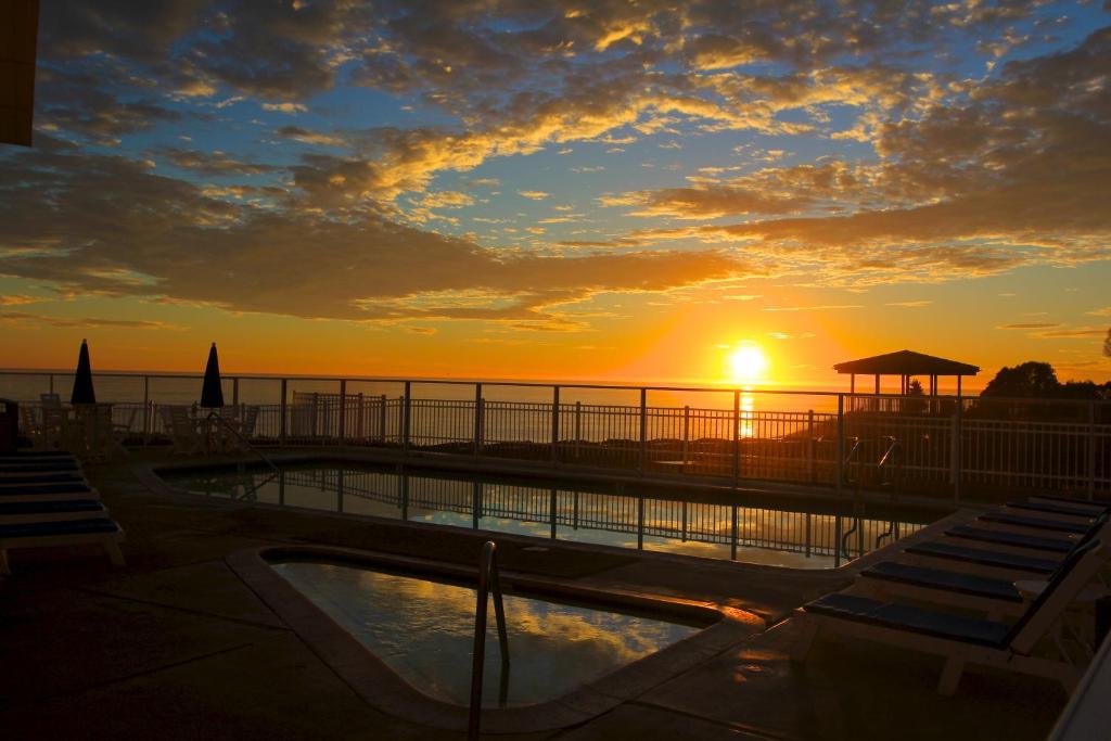 Blick auf den Sonnenuntergang&#47;Sonnenaufgang von des Hotels aus oder aus der Nähe