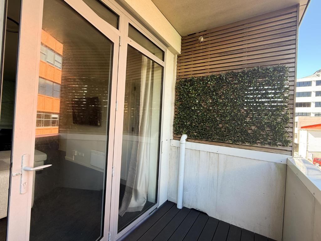 Elegant City Central Living - Resim 14