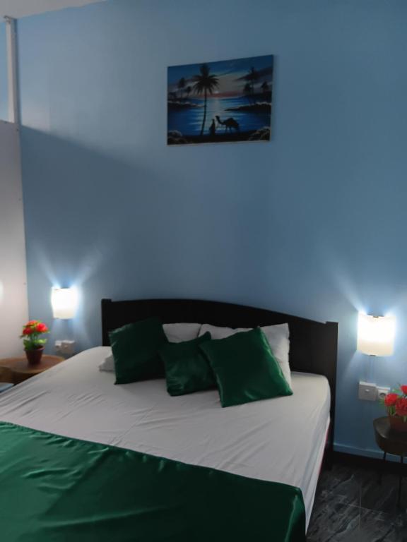 Résidence des cascades - Double Room With Private Bathroom