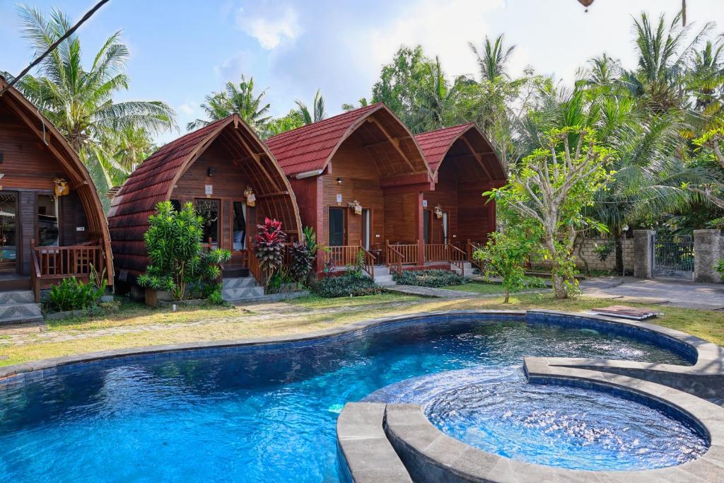 Бассейн в Adi Bungalow Nusa Penida или поблизости